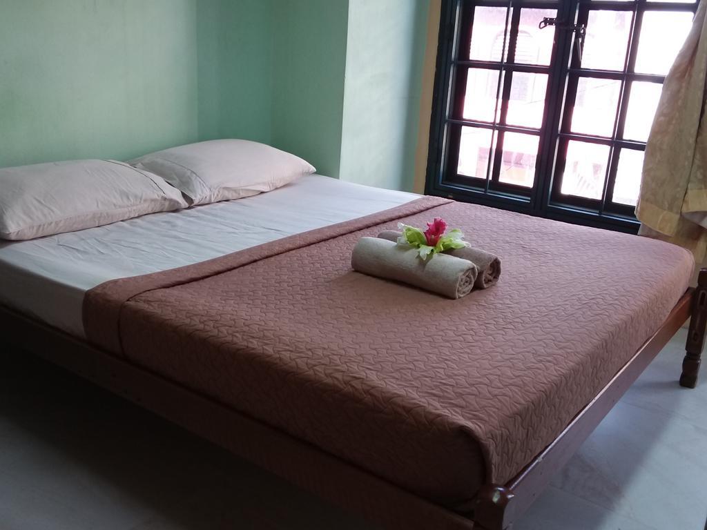 Oasis Guest House Kuala Lumpur Bagian luar foto