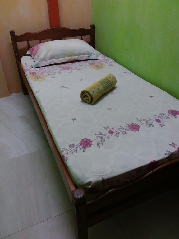 Oasis Guest House Kuala Lumpur Bagian luar foto