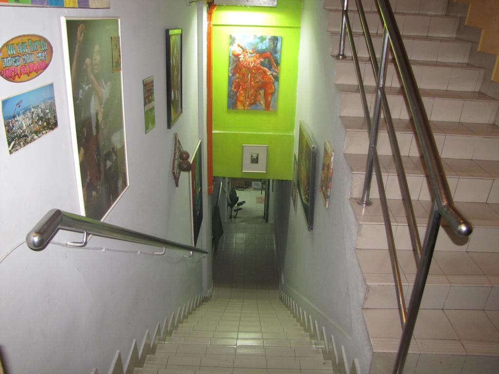 Oasis Guest House Kuala Lumpur Bagian luar foto