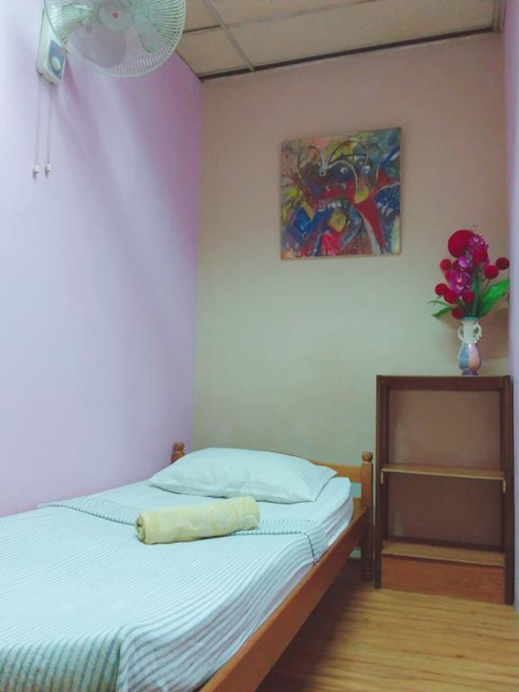 Oasis Guest House Kuala Lumpur Bagian luar foto