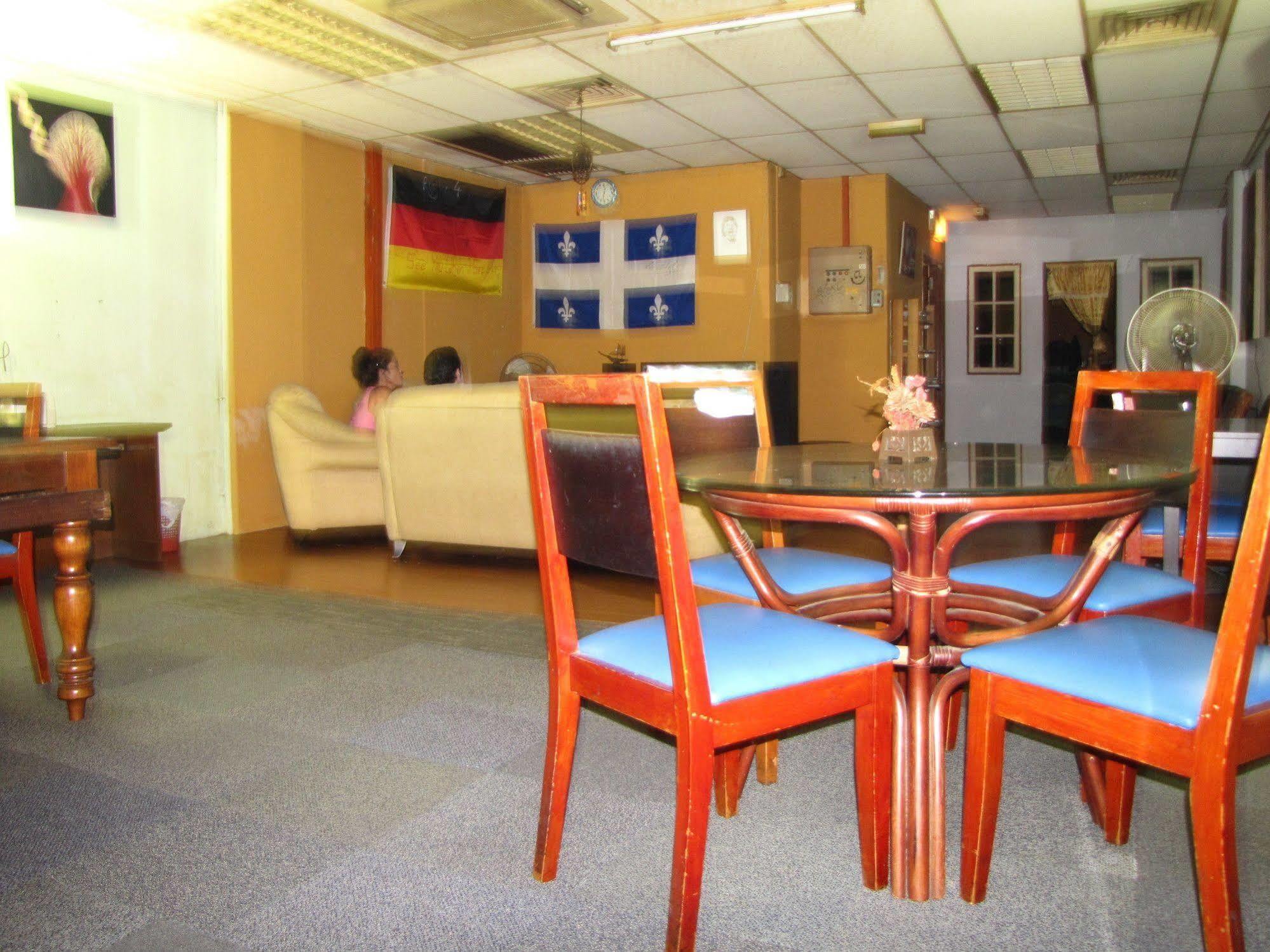 Oasis Guest House Kuala Lumpur Bagian luar foto