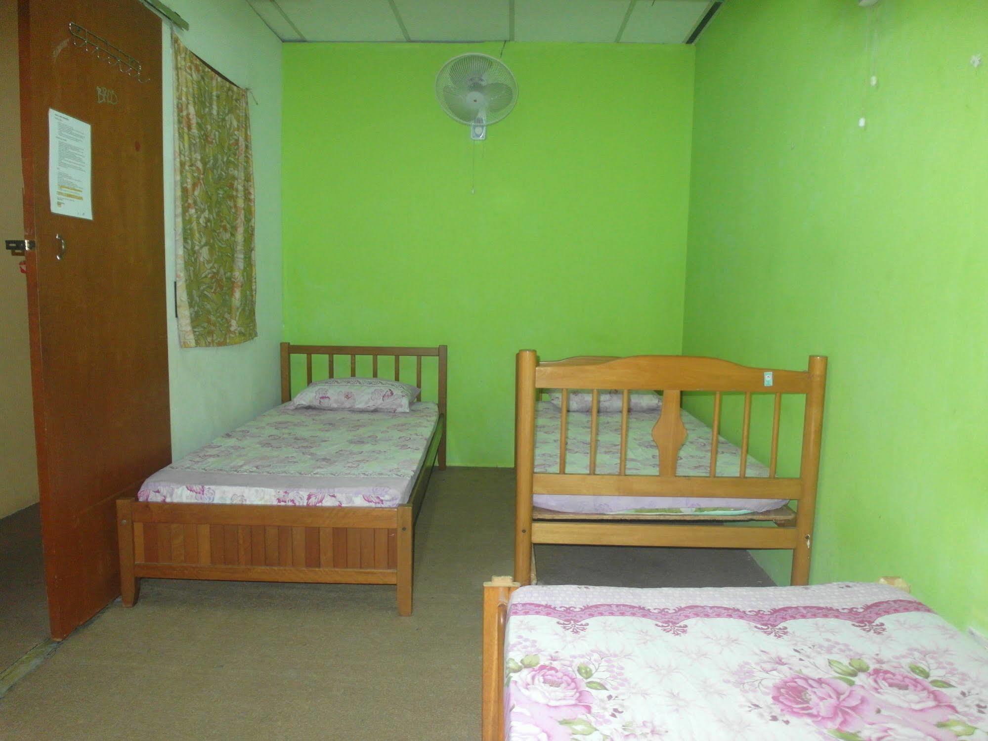 Oasis Guest House Kuala Lumpur Bagian luar foto