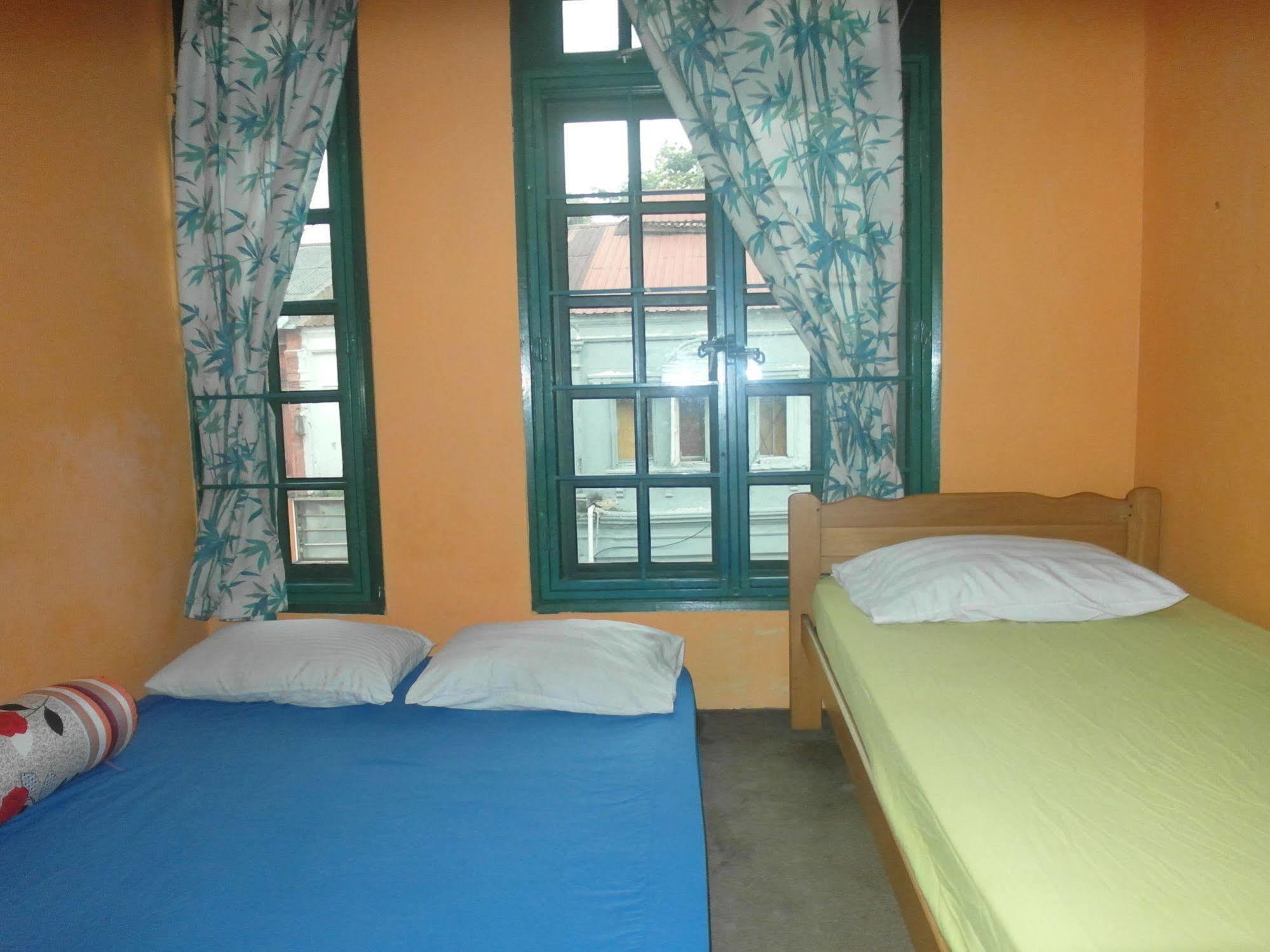 Oasis Guest House Kuala Lumpur Bagian luar foto