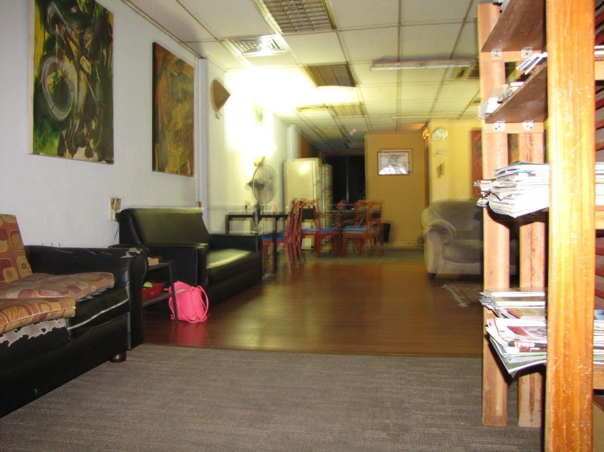 Oasis Guest House Kuala Lumpur Bagian luar foto